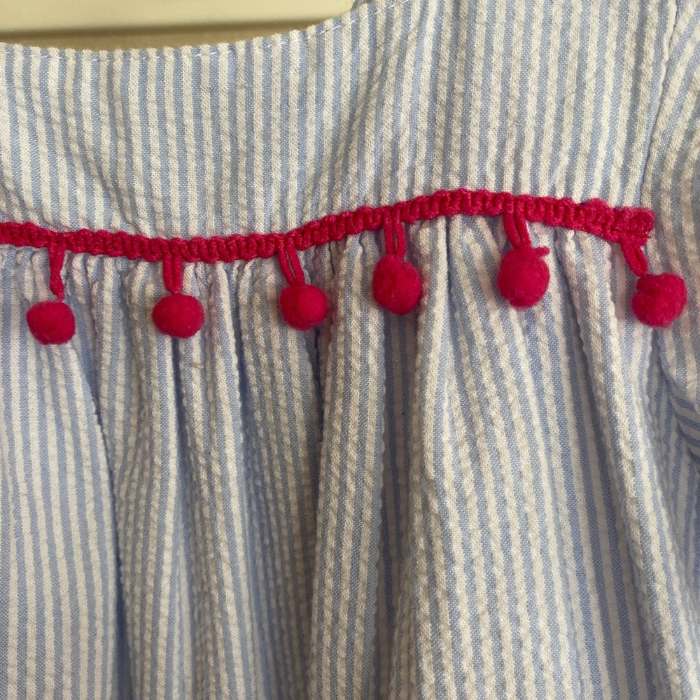 Girls Seersucker Dress - Size M - Picture 4 of 9